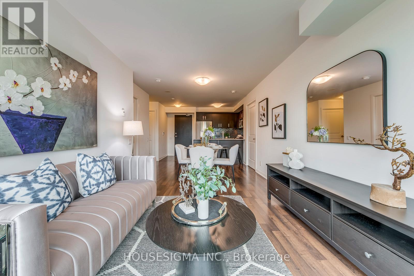 Apartment at 308 - 17 ANNDALE DRIVE, Toronto