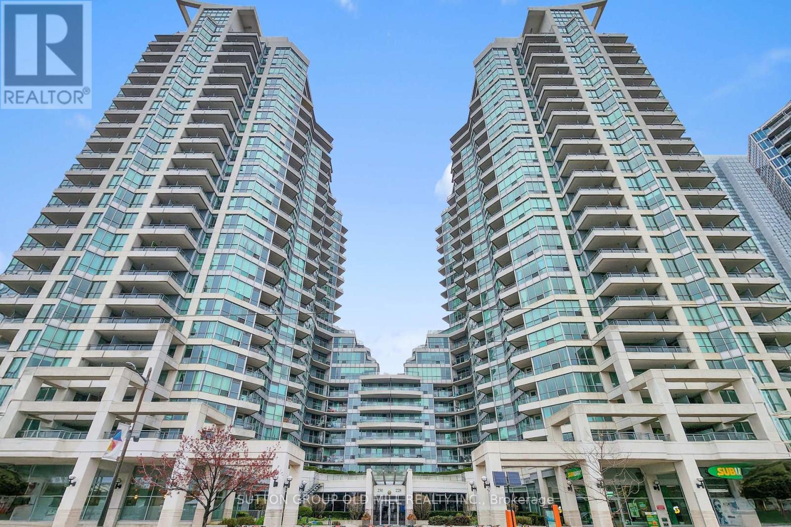 Apartment at 1012 - 228 QUEENS QUAY W, Toronto (Waterfront Communities)