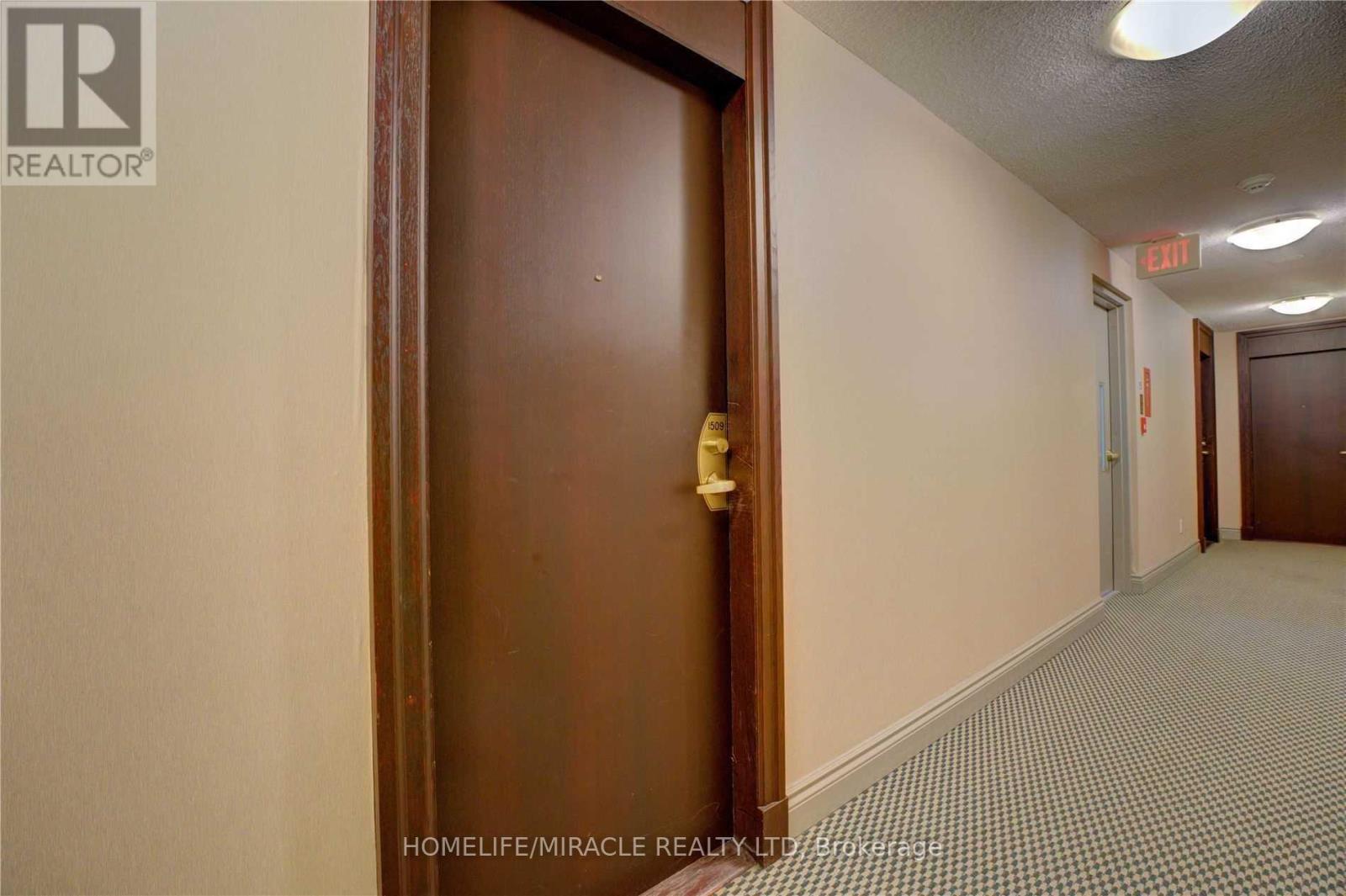 Apartment at 1509 - 30 GRAND TRUNK CRESCENT, Toronto