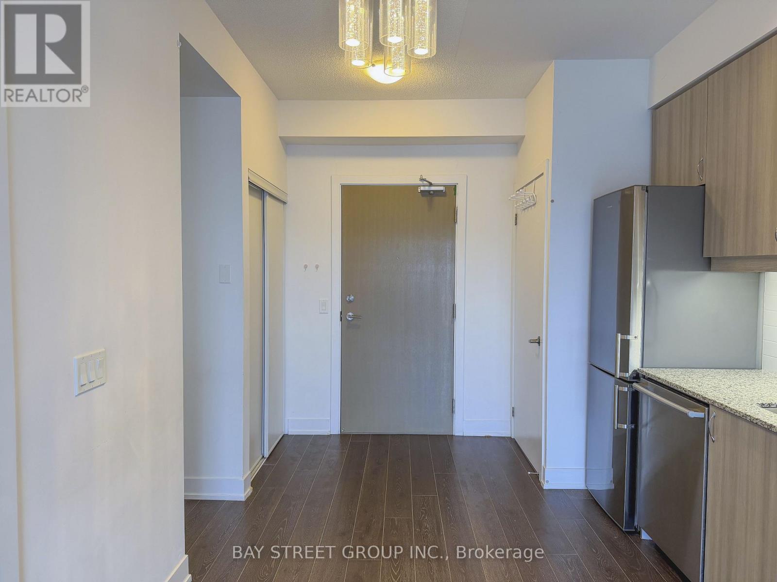 Apartment at 119 - 7 KENASTON GARDENS, Toronto (Bayview Village)