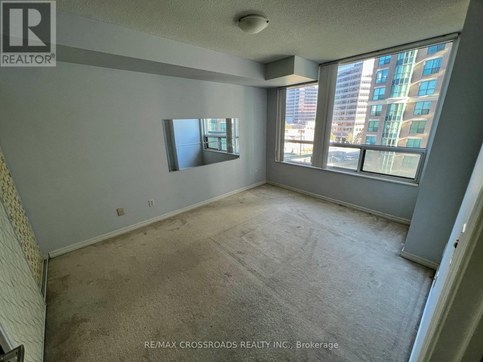 Apartment at 817 - 509 BEECROFT ROAD, Toronto