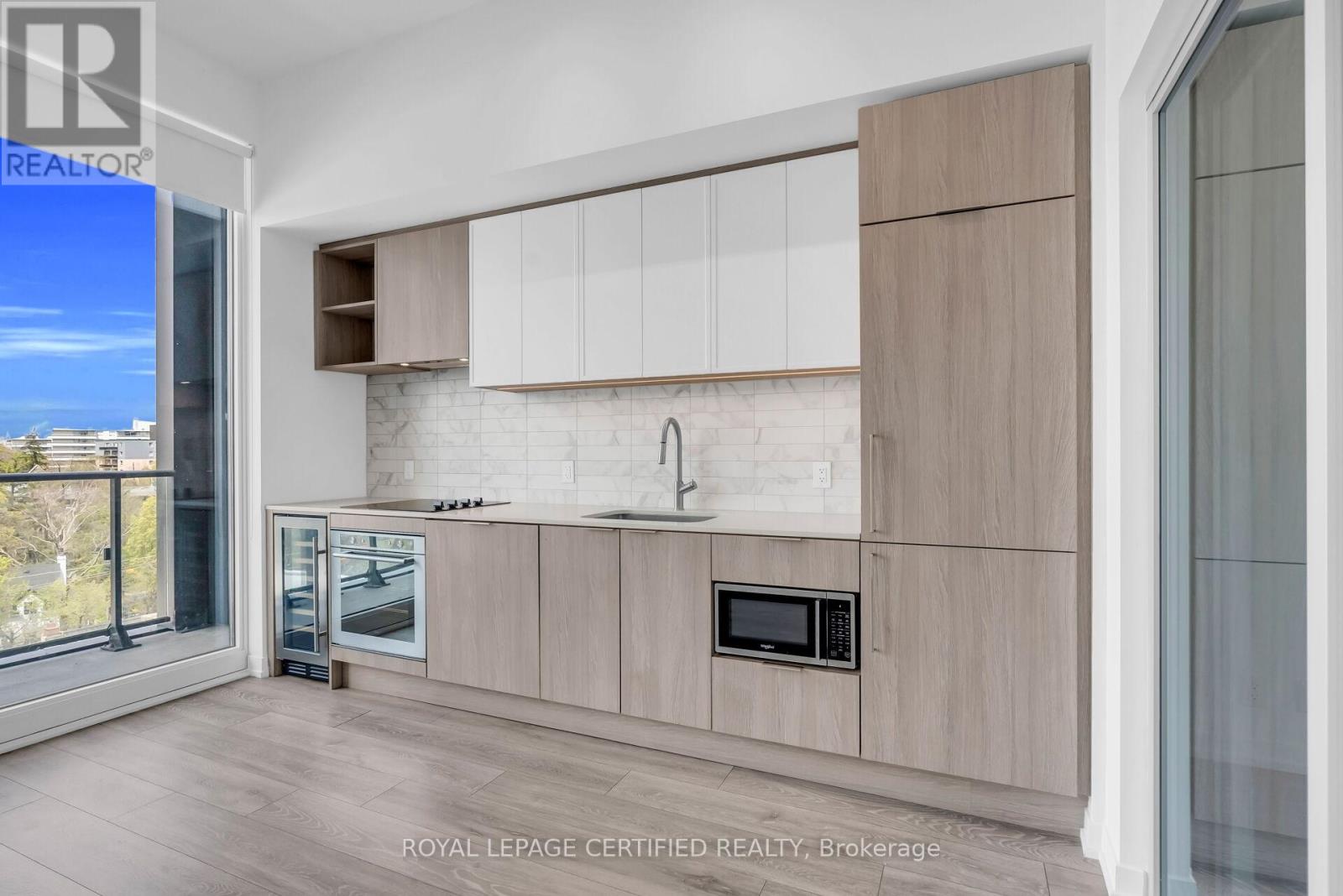 Apartment at 919 - 2020 BATHURST STREET, Toronto