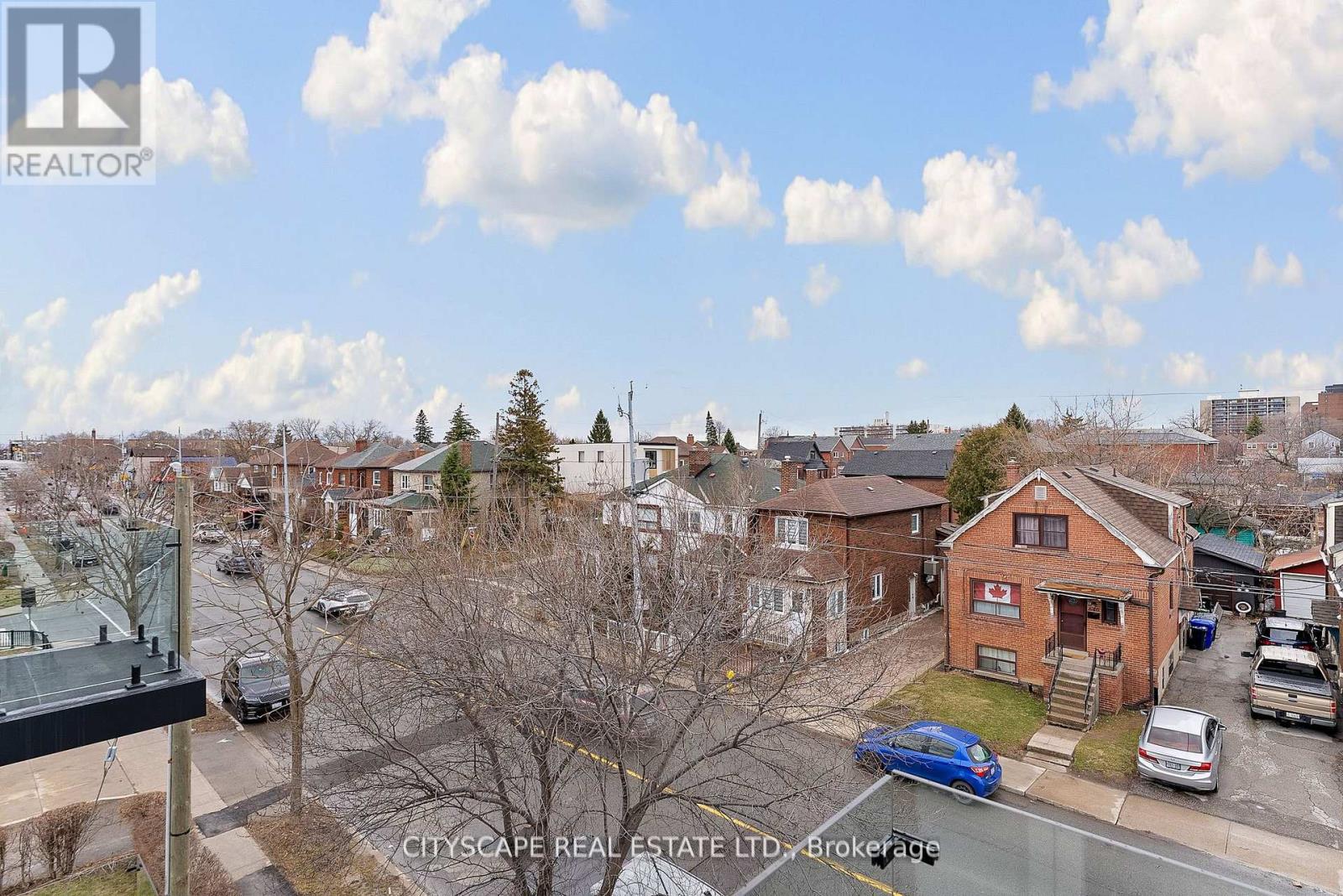 Apartment at 5 GDN STE - 591 OAKWOOD AVENUE, Toronto
