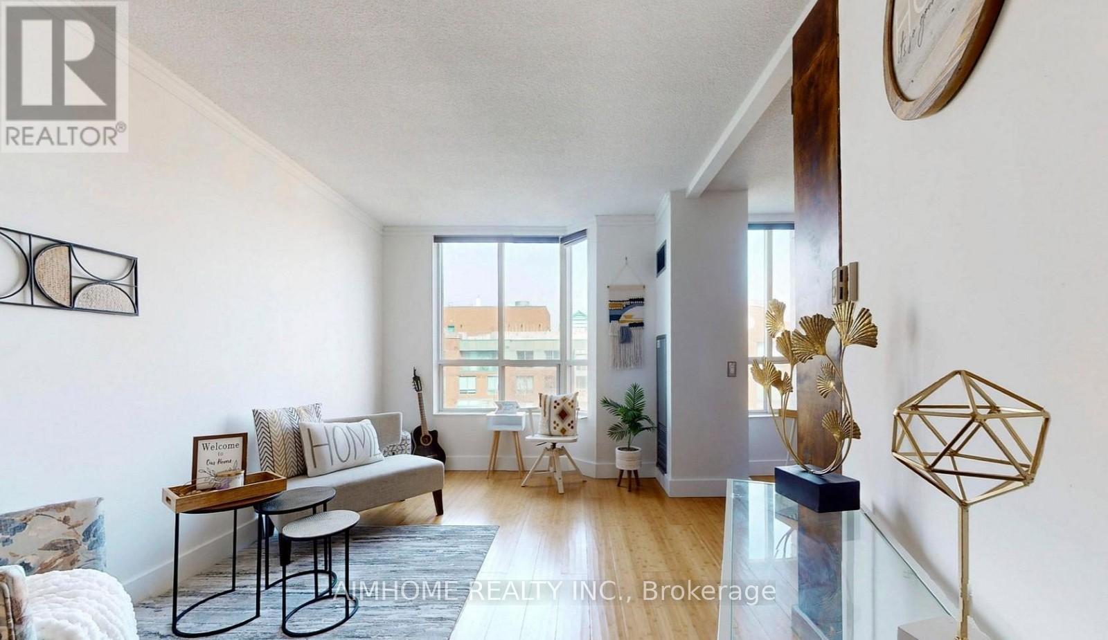 Apartment at 806 - 284 BLOOR STREET, Toronto (Annex)