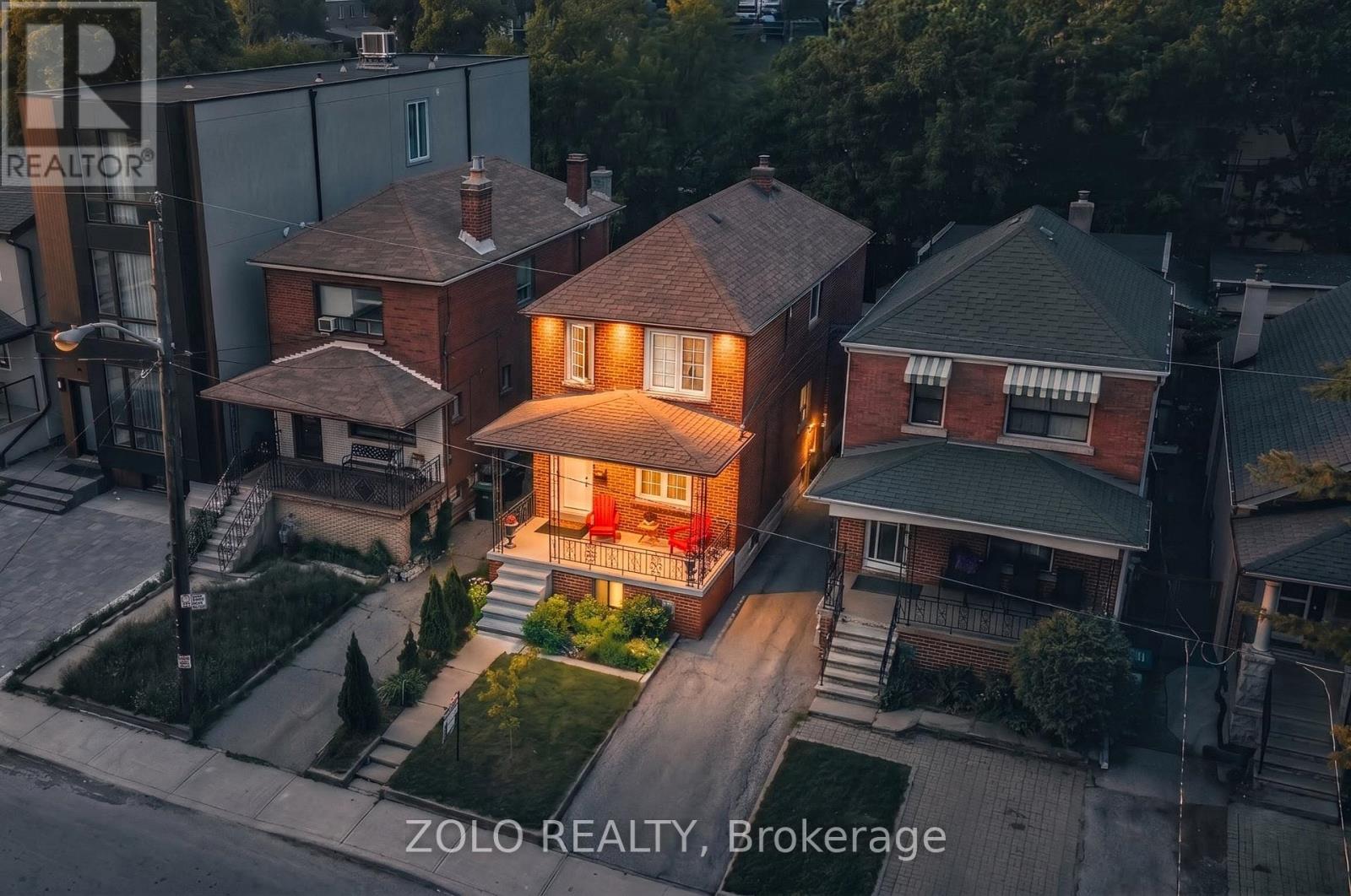 Detached at 163 CEDRIC AVENUE, Toronto (Oakwood Village)