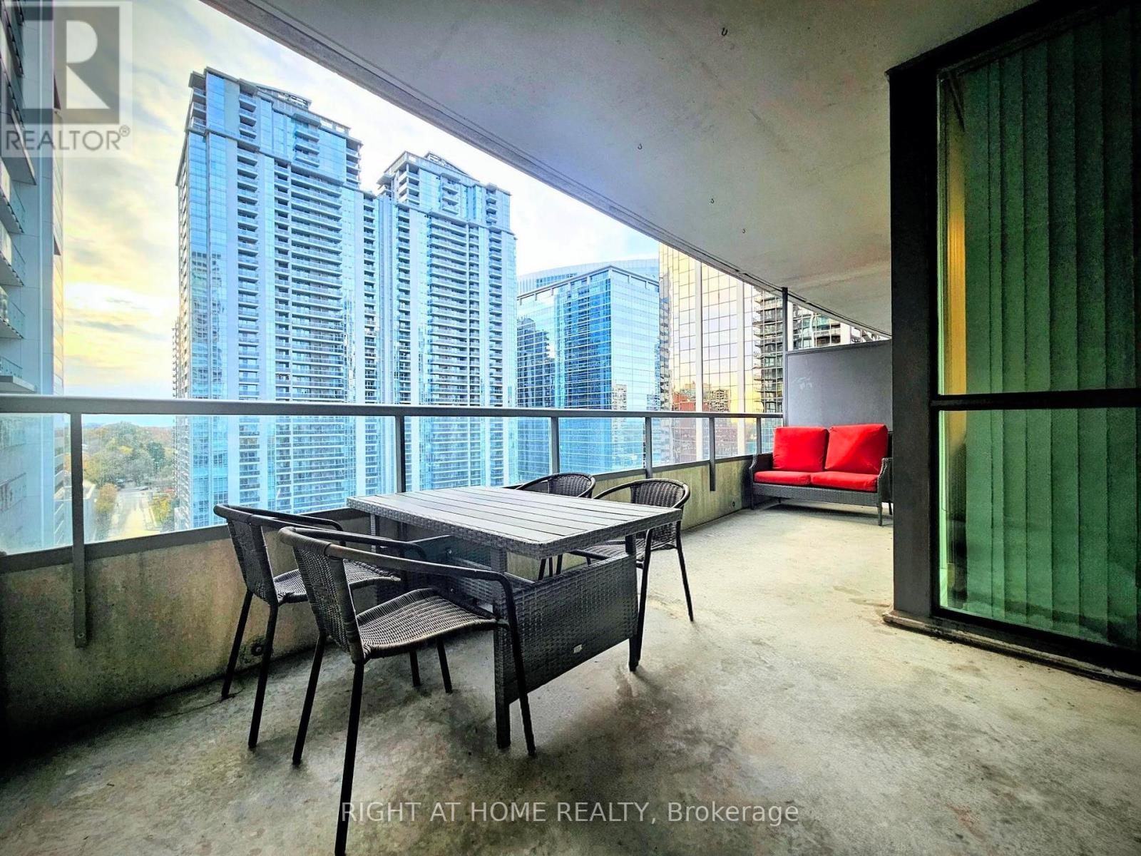 Apartment at 1511 - 23 HOLLYWOOD AVENUE, Toronto (Willowdale East)