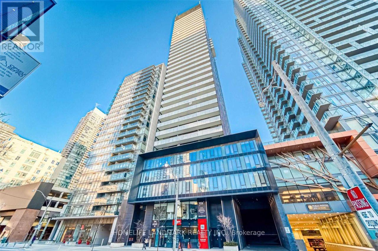 Apartment at 401 - 28 WELLESLEY STREET E, Toronto