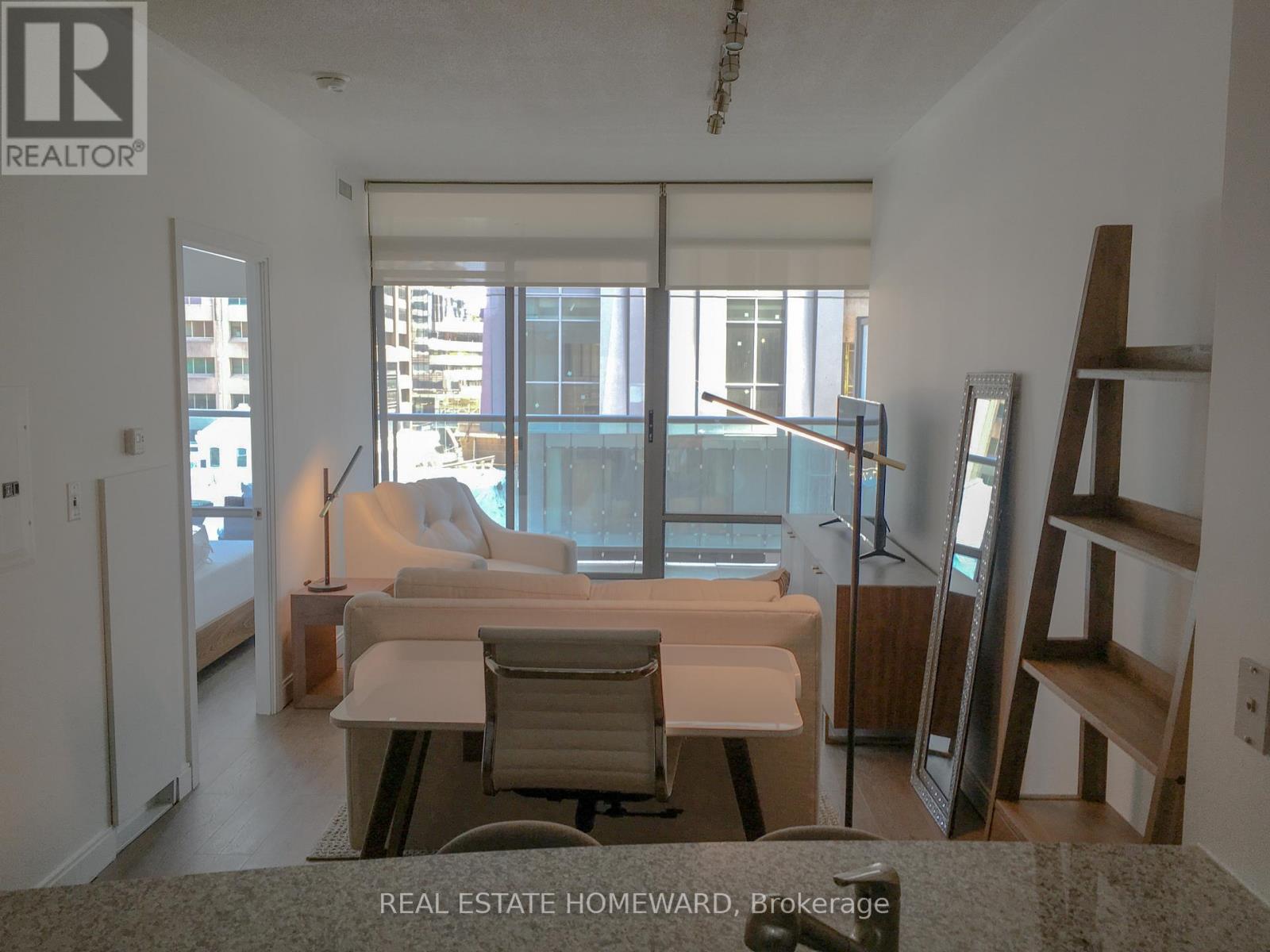 Apartment at 603 - 18 YORKVILLE AVENUE, Toronto