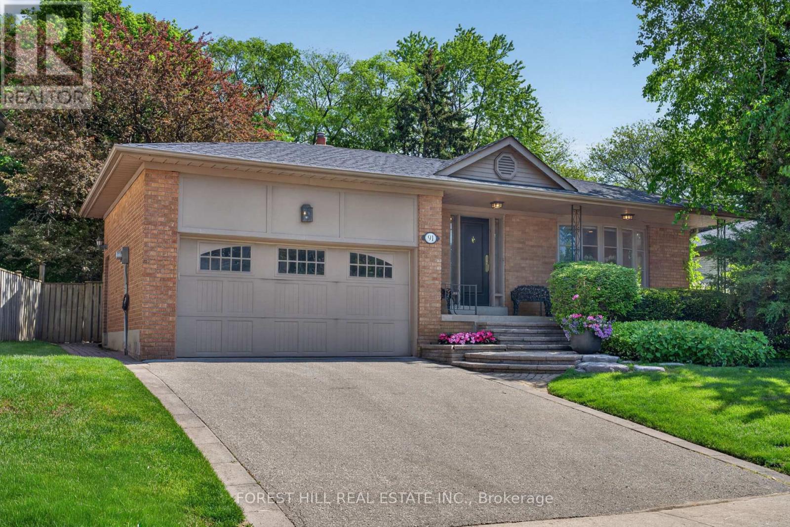 Detached at 91 MONTRESSOR DRIVE, Toronto