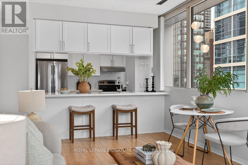 Apartment at 707 - 555 YONGE STREET, Toronto