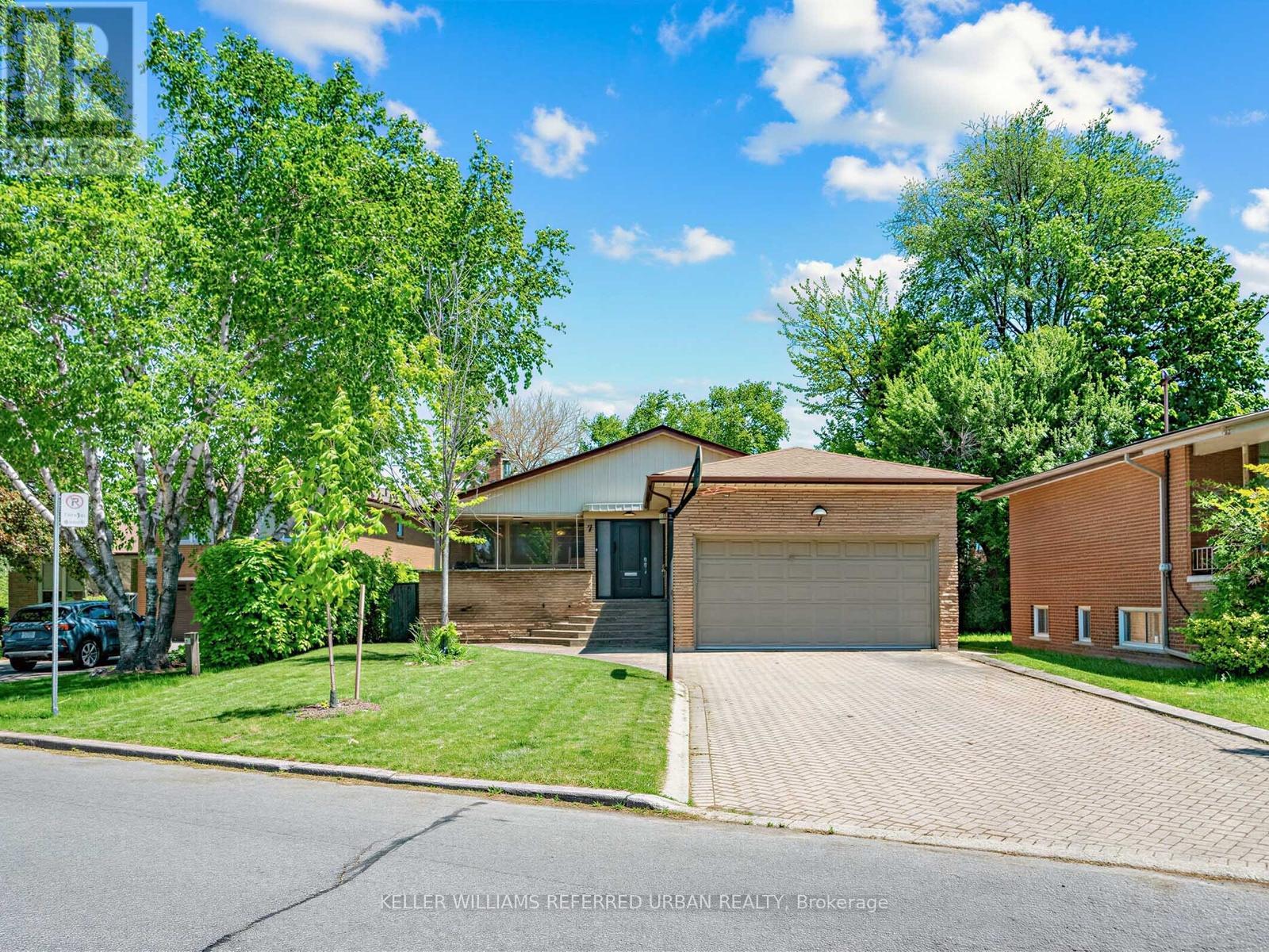 Detached at 7 HARLOCK BOULEVARD, Toronto (Clanton Park)