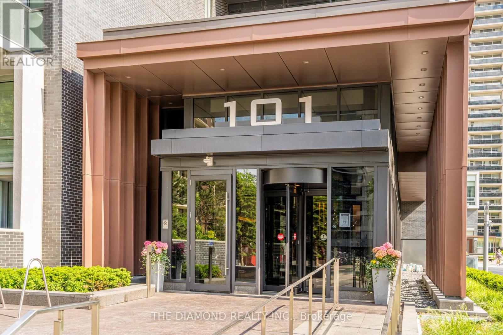 Apartment at 321 - 101 ERSKINE AVENUE, Toronto (Mount Pleasant West)