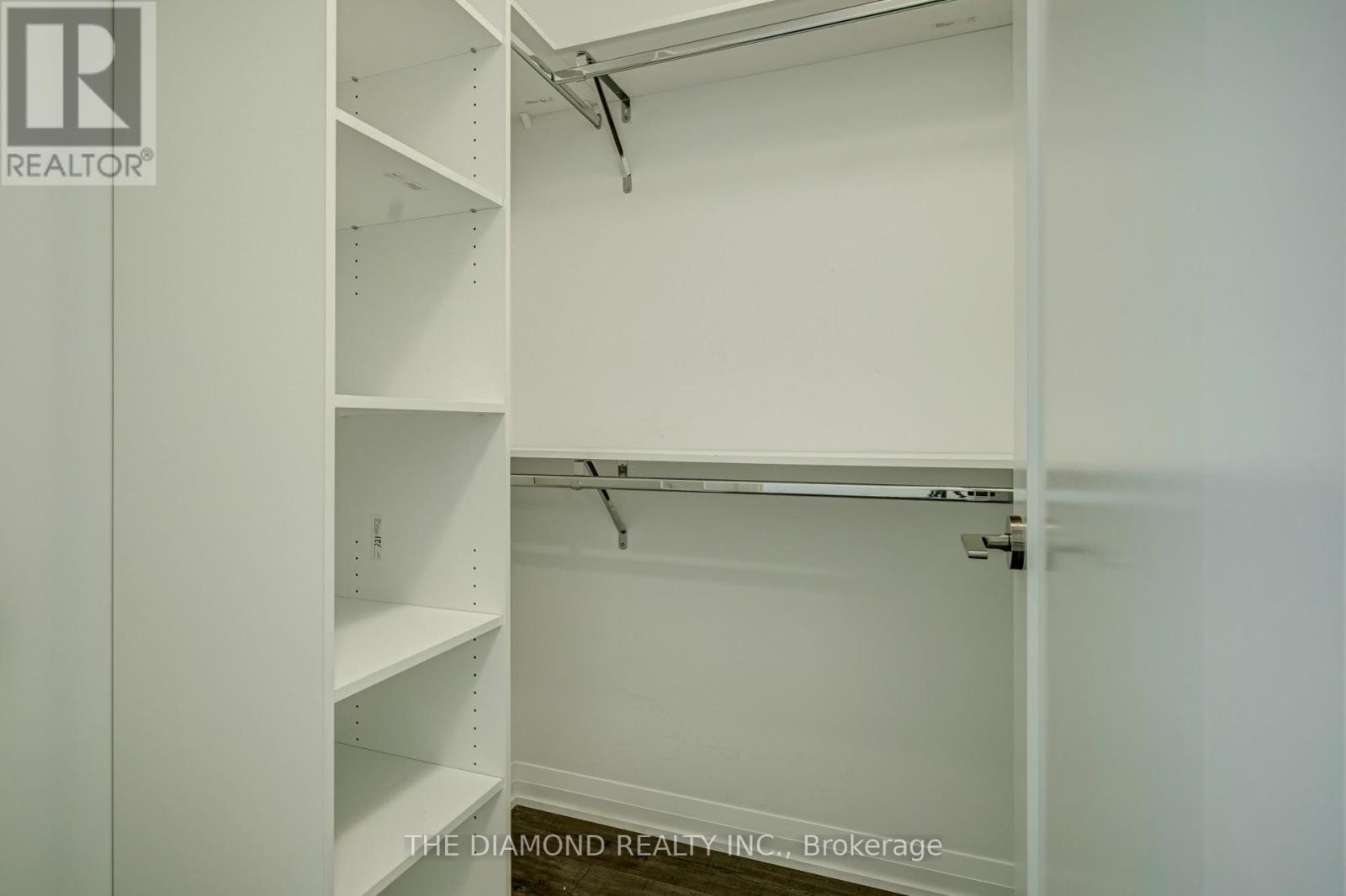 Apartment at 321 - 101 ERSKINE AVENUE, Toronto