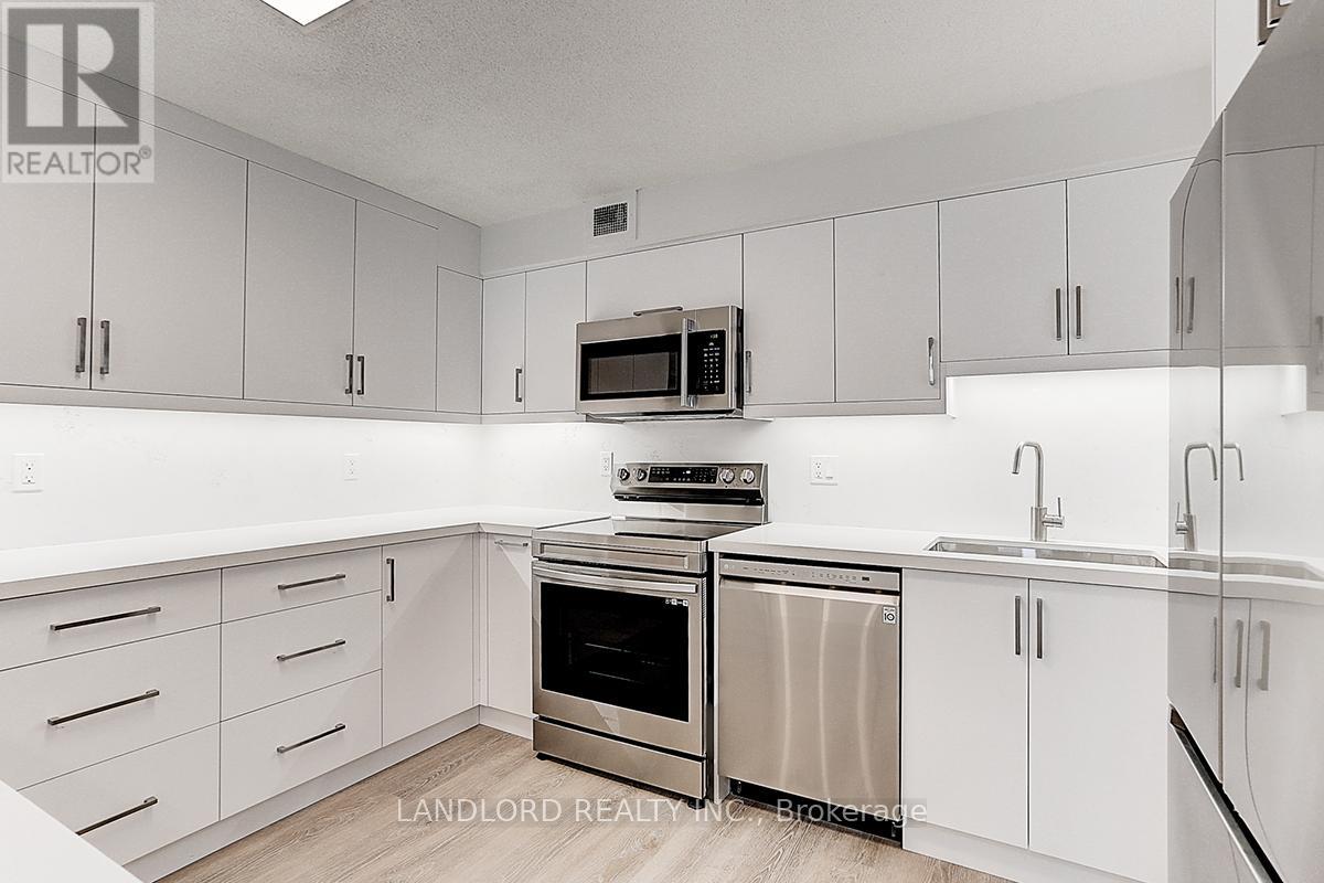 Apartment at 405 - 188 SPADINA AVENUE, Toronto (Kensington-Chinatown)
