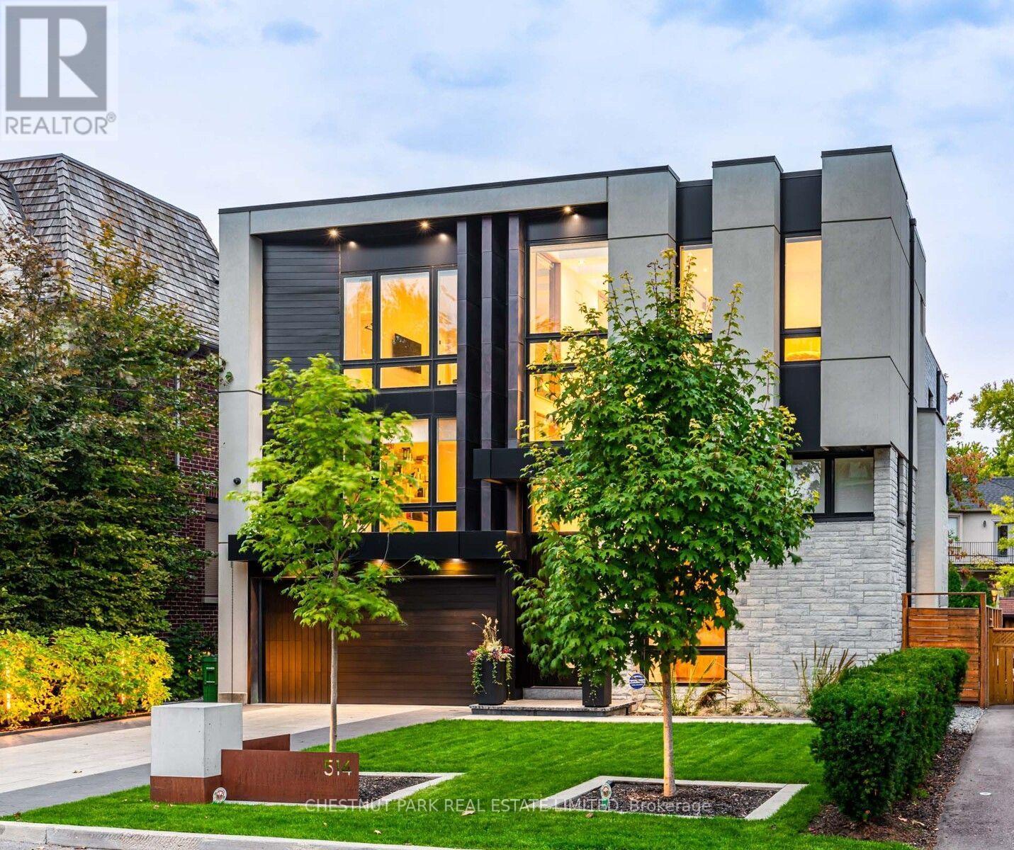 Detached at 514 DOUGLAS AVENUE, Toronto (Bedford Park-Nortown)