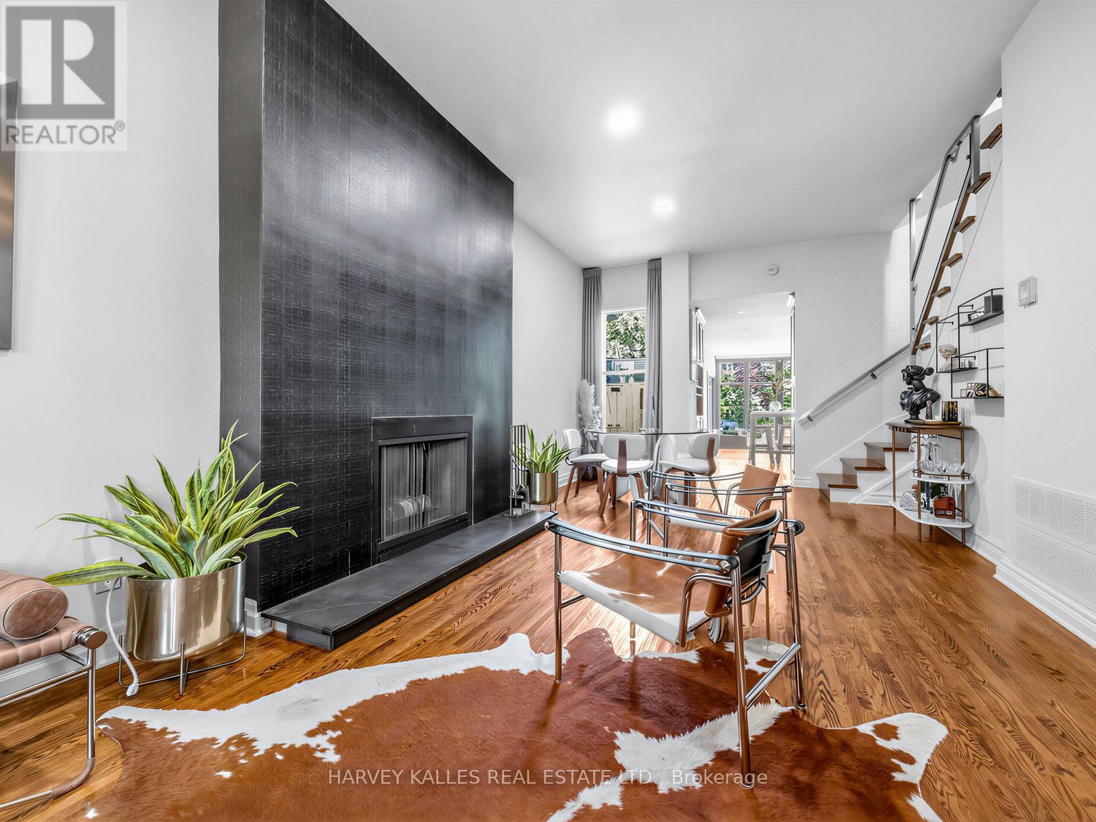 Semi-Detached/Link at 285 BRUNSWICK AVENUE, Toronto