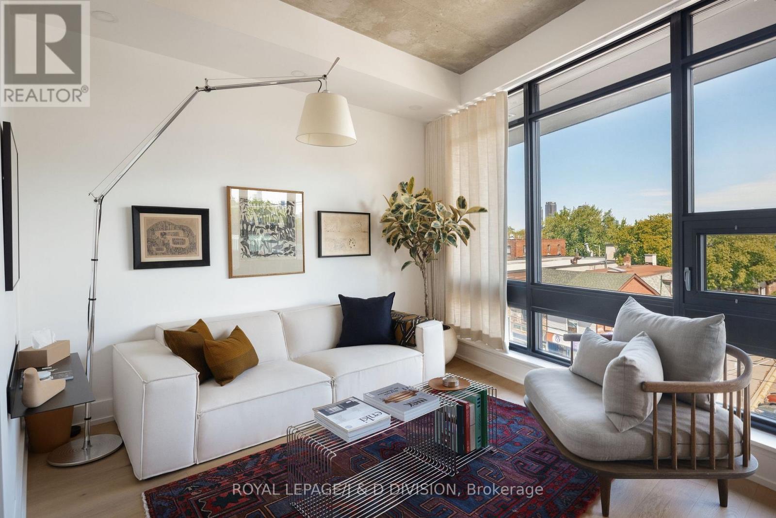 Apartment at 405 - 1239 DUNDAS STREET W, Toronto
