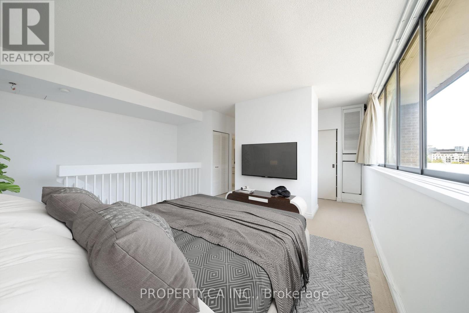 Apartment at 606 - 55A AVENUE ROAD, Toronto