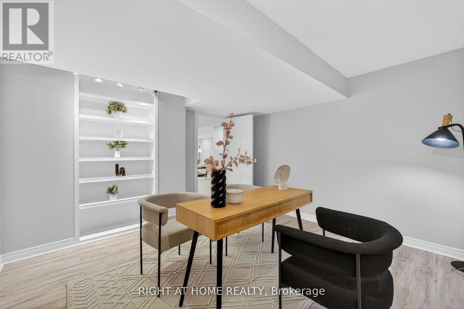 Detached at 30 PTARMIGAN CRESCENT, Toronto