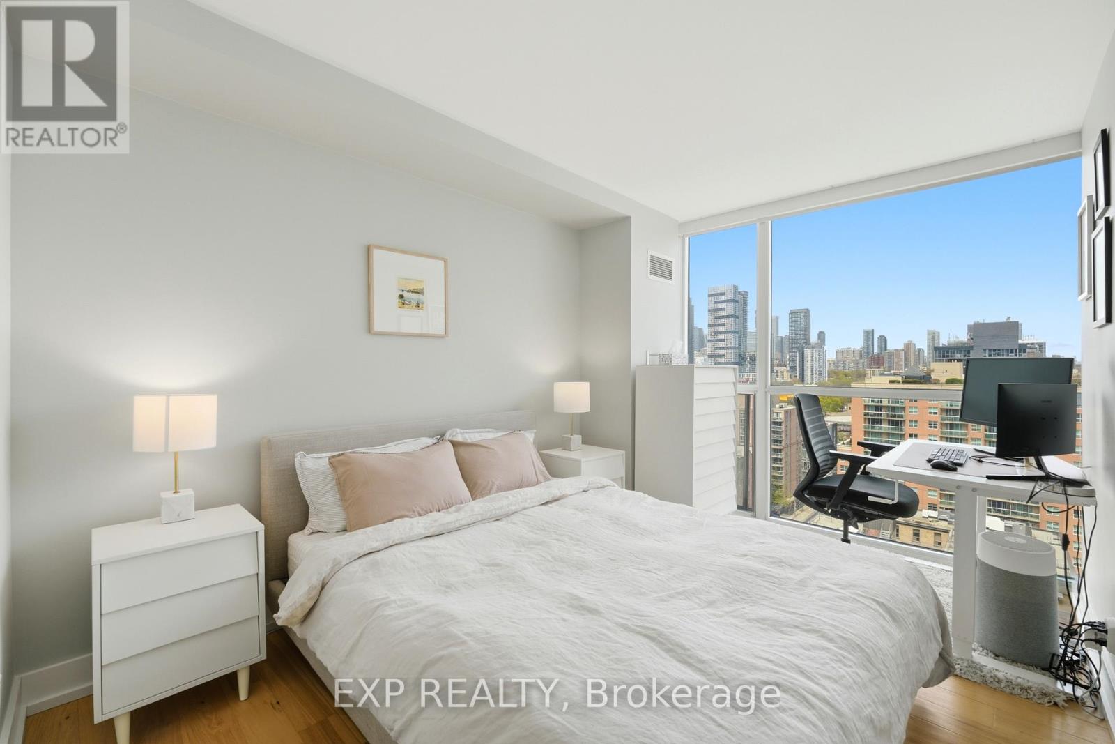 Apartment at PH20 - 230 KING STREET E, Toronto