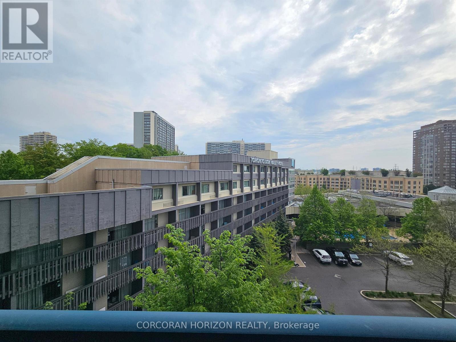 Apartment at 512 - 181 WYNFORD DRIVE, Toronto (Banbury-Don Mills)