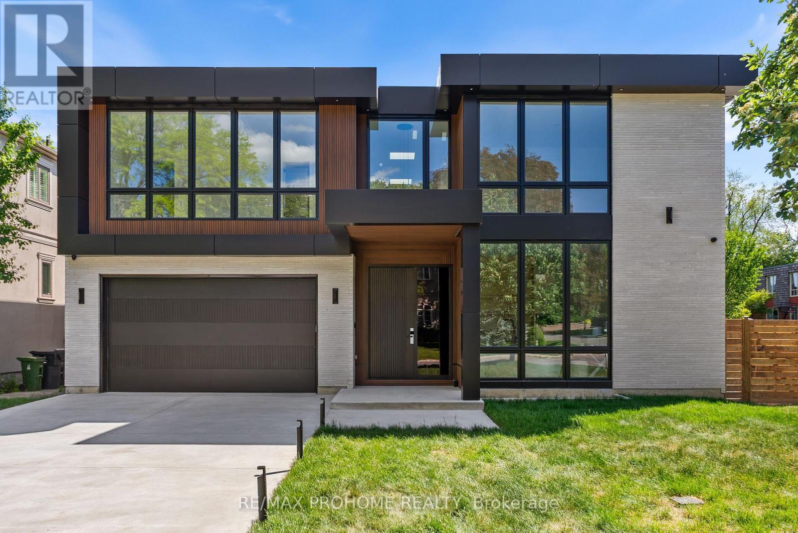 Detached at 15 ALDERSHOT CRESCENT, Toronto (St. Andrew-Windfields)