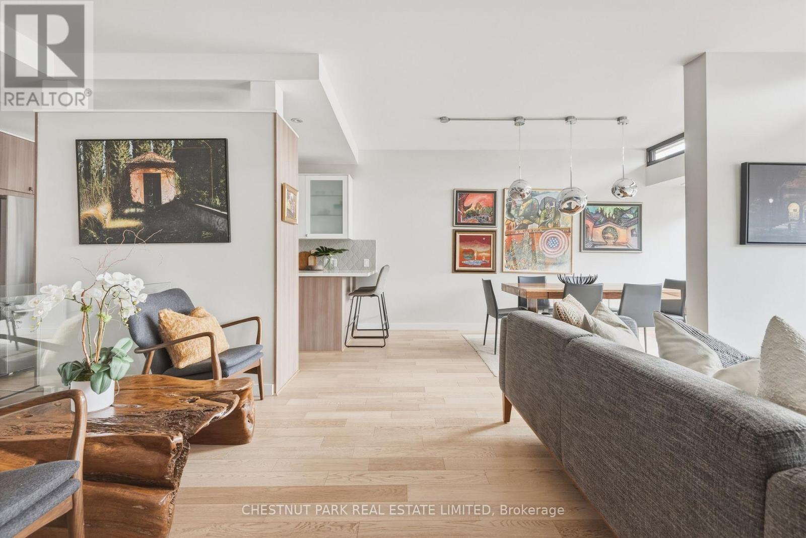 Apartment at 318 - 40 OAKLANDS AVENUE, Toronto