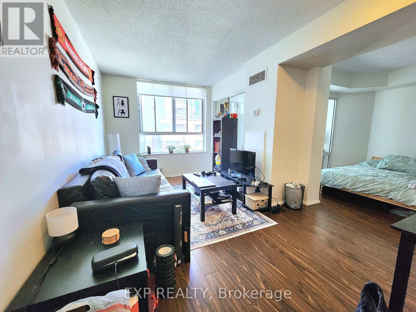 Apartment at 1421 - 711 BAY STREET, Toronto