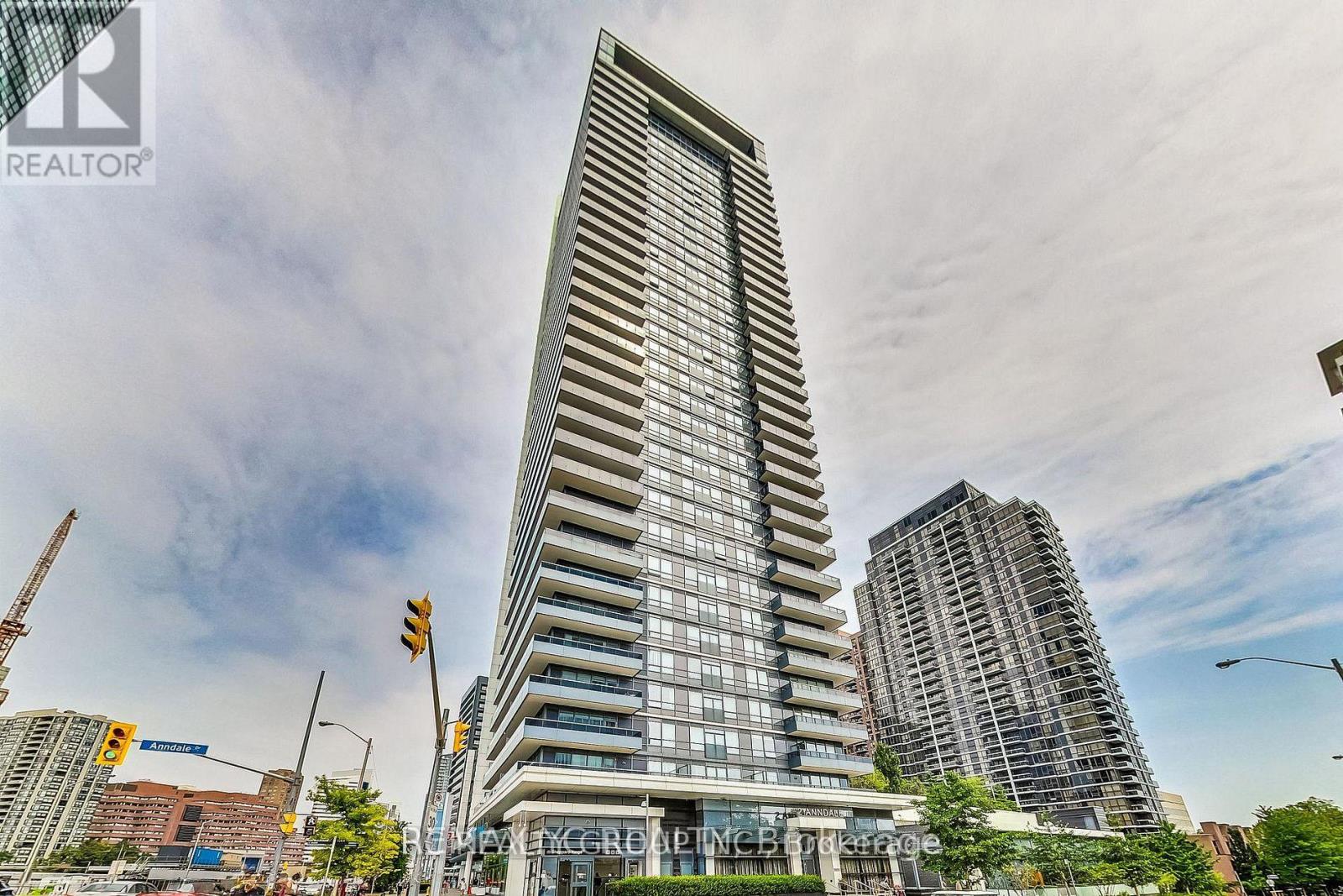 Apartment at 1402 - 2 ANNDALE DRIVE, Toronto