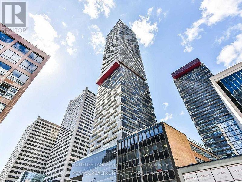 Apartment at 2009 - 8 EGLINTON AVENUE E, Toronto (Mount Pleasant West)