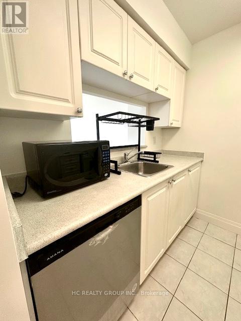 Apartment at 805 - 1 PEMBERTON AVENUE, Toronto