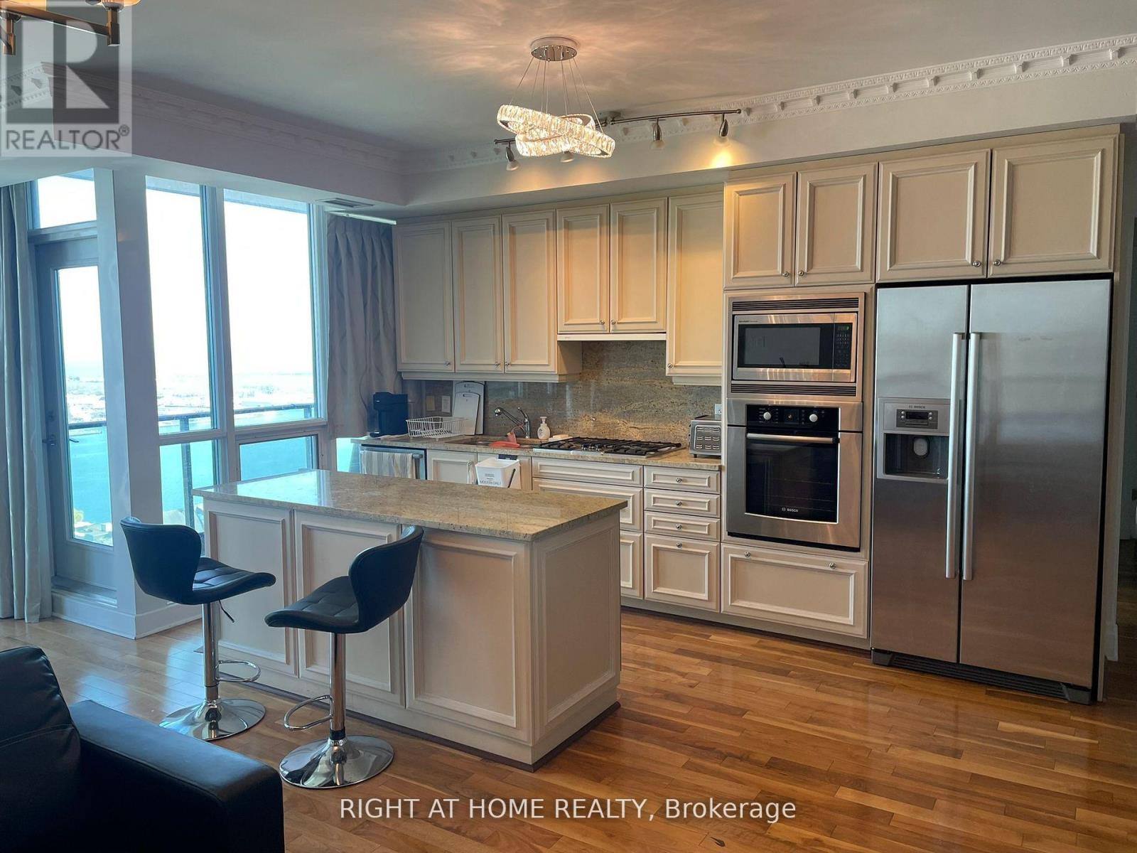 Apartment at 4904 - 16 HARBOUR STREET, Toronto (Waterfront Communities)