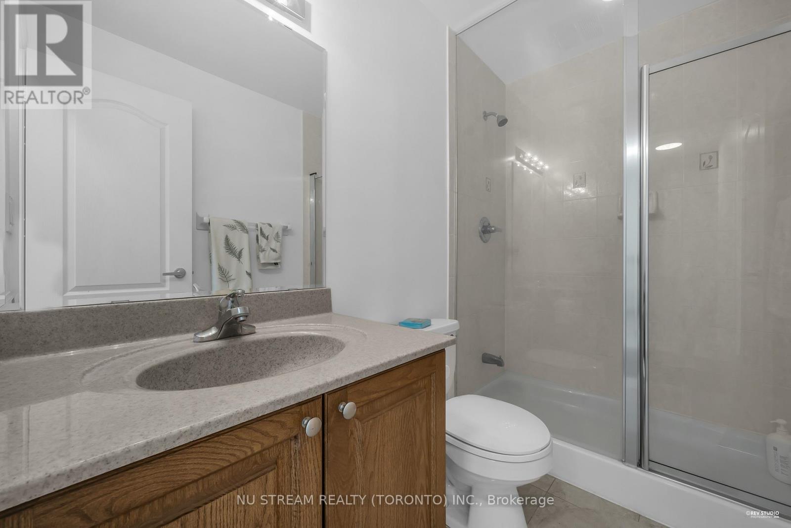 Apartment at PH304 - 17 BARBERRY PLACE, Toronto