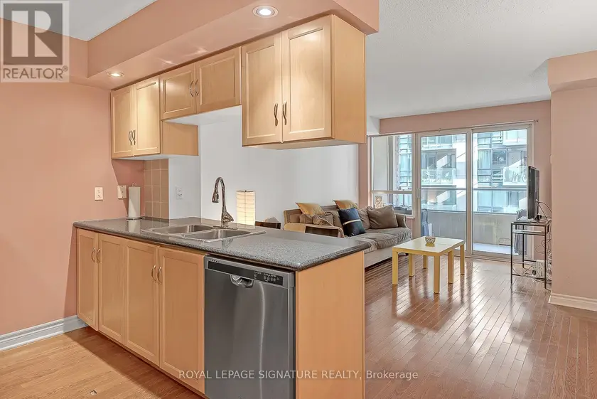 Apartment at 710 - 270 WELLINGTON STREET W, Toronto (Waterfront Communities)