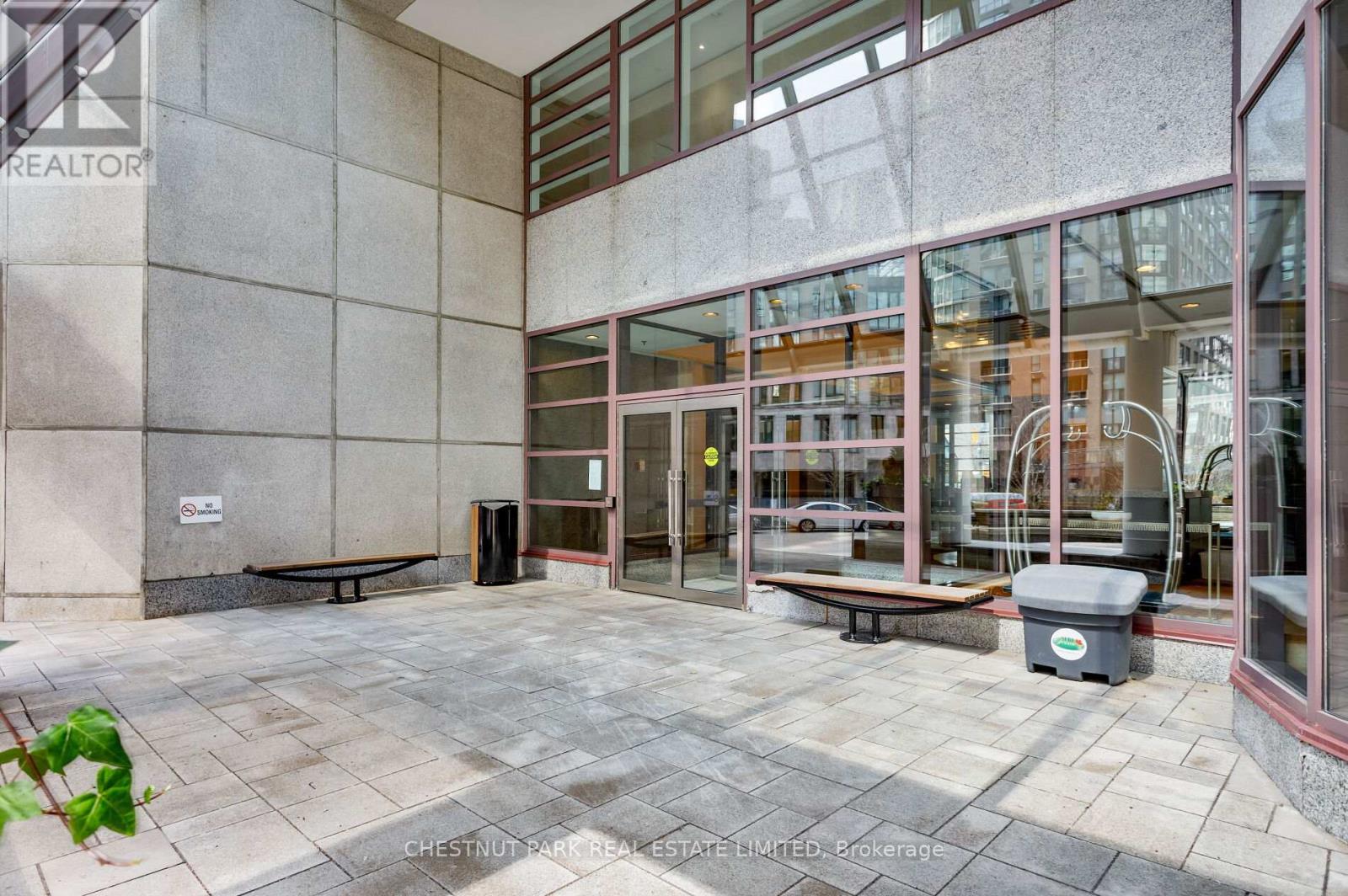 Apartment at 1408 - 1001 BAY STREET, Toronto