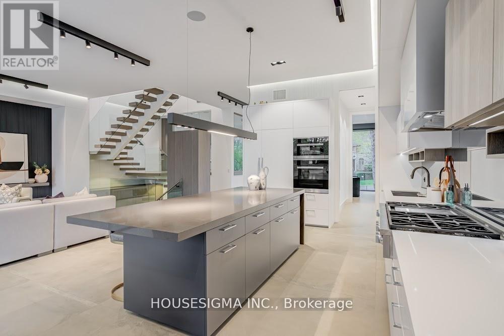 Detached at 307 RICHVIEW AVENUE, Toronto