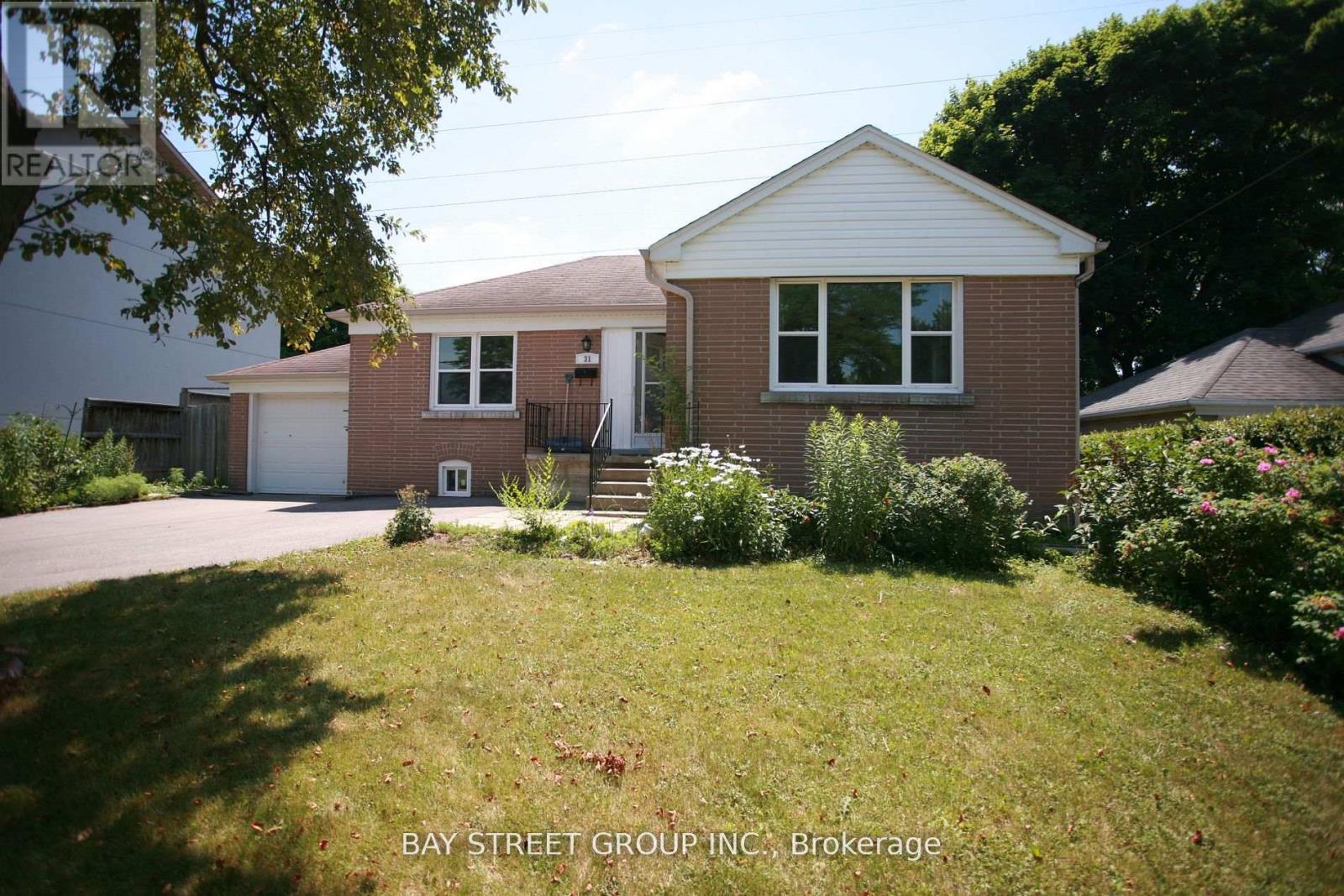 Detached at 31 KENTON DRIVE, Toronto