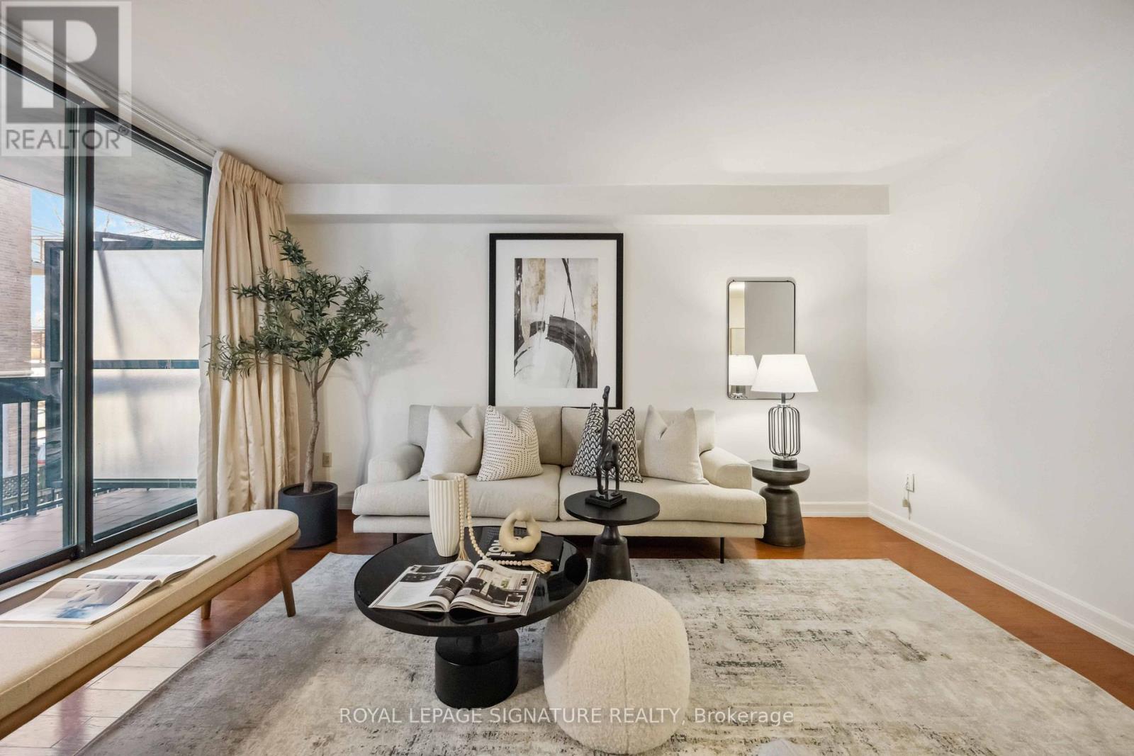 Apartment at 201 - 212 ST. GEORGE STREET, Toronto