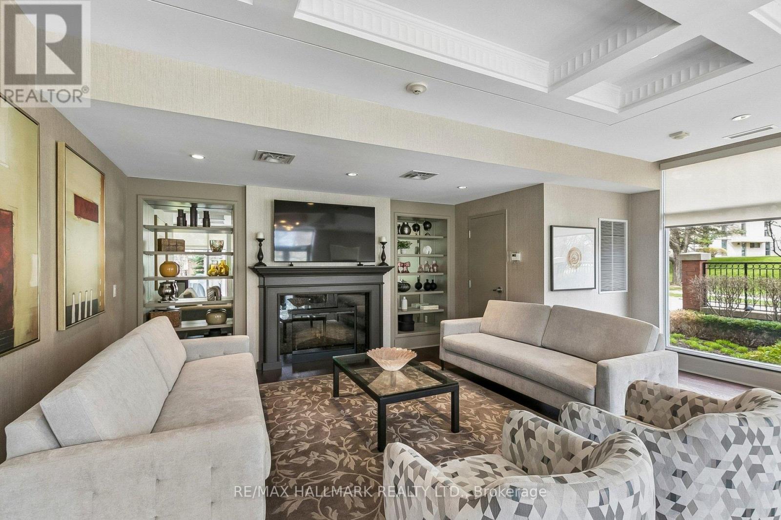 Apartment at 705 - 17 RUDDINGTON DRIVE, Toronto
