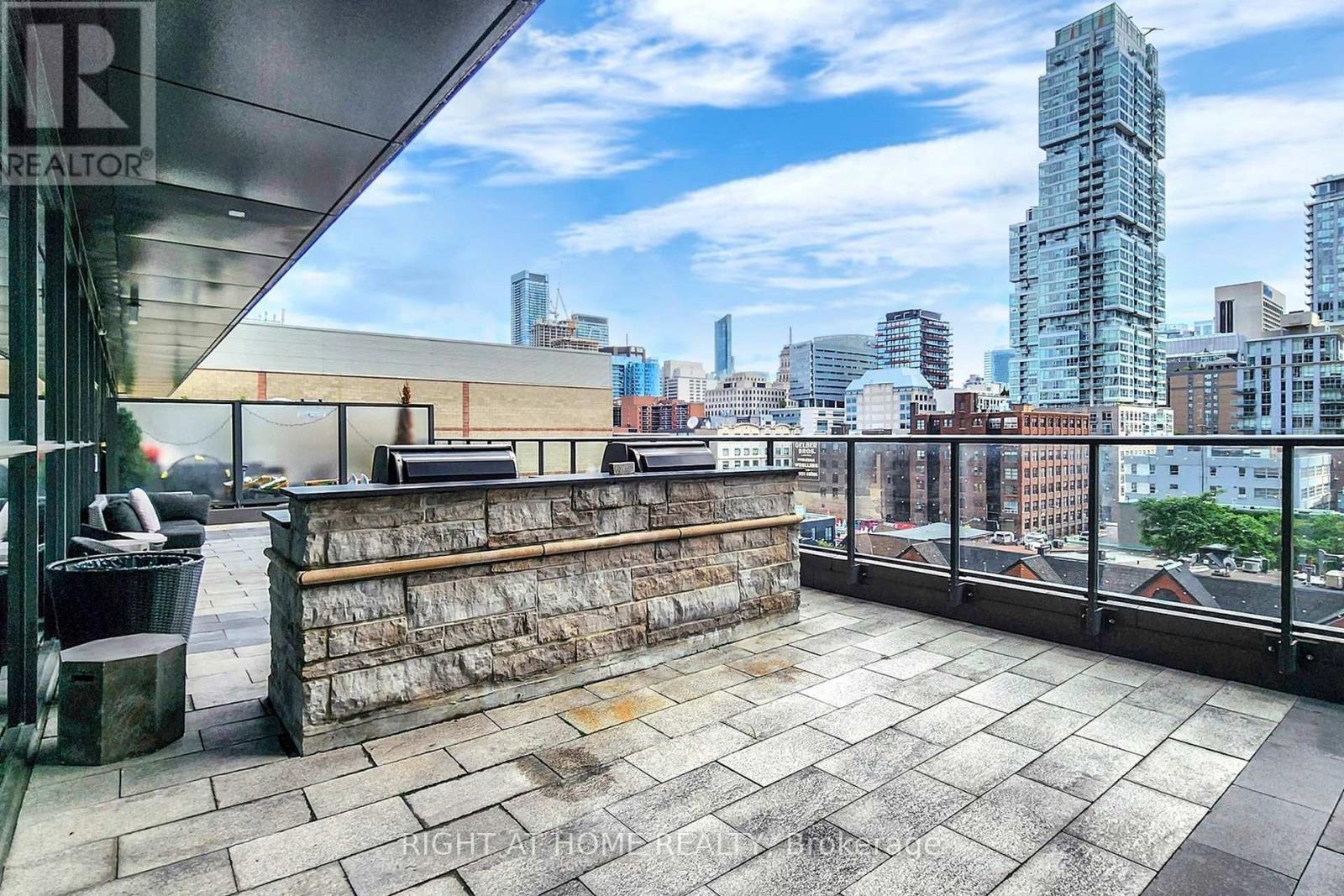 Apartment at 3603 - 290 ADELAIDE STREET W, Toronto
