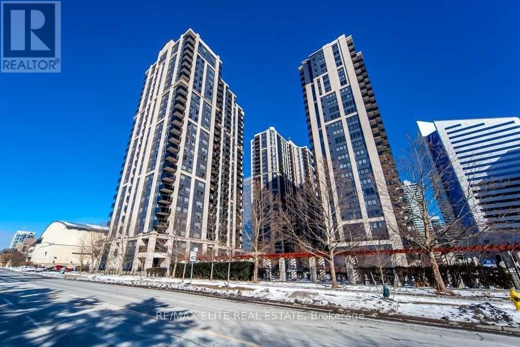 Apartment at 303 - 155 BEECROFT ROAD, Toronto (Lansing-Westgate)