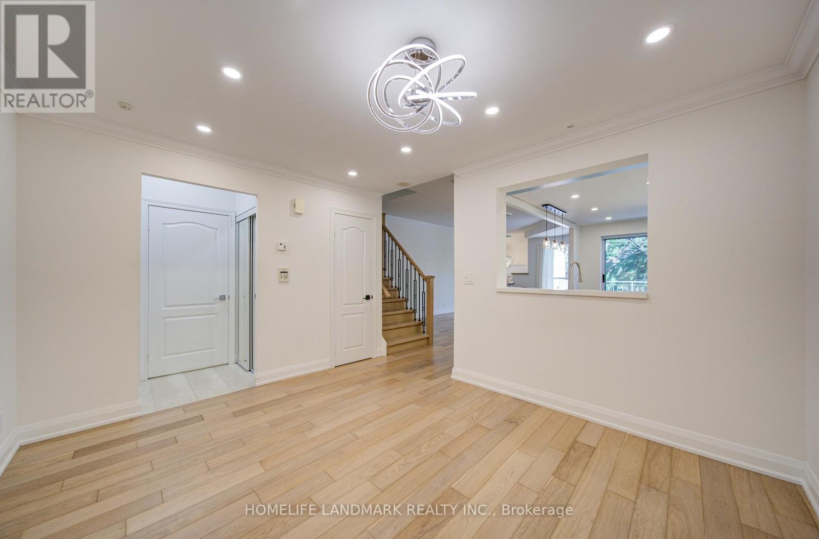 Townhouse at 106 - 5418 YONGE STREET, Toronto
