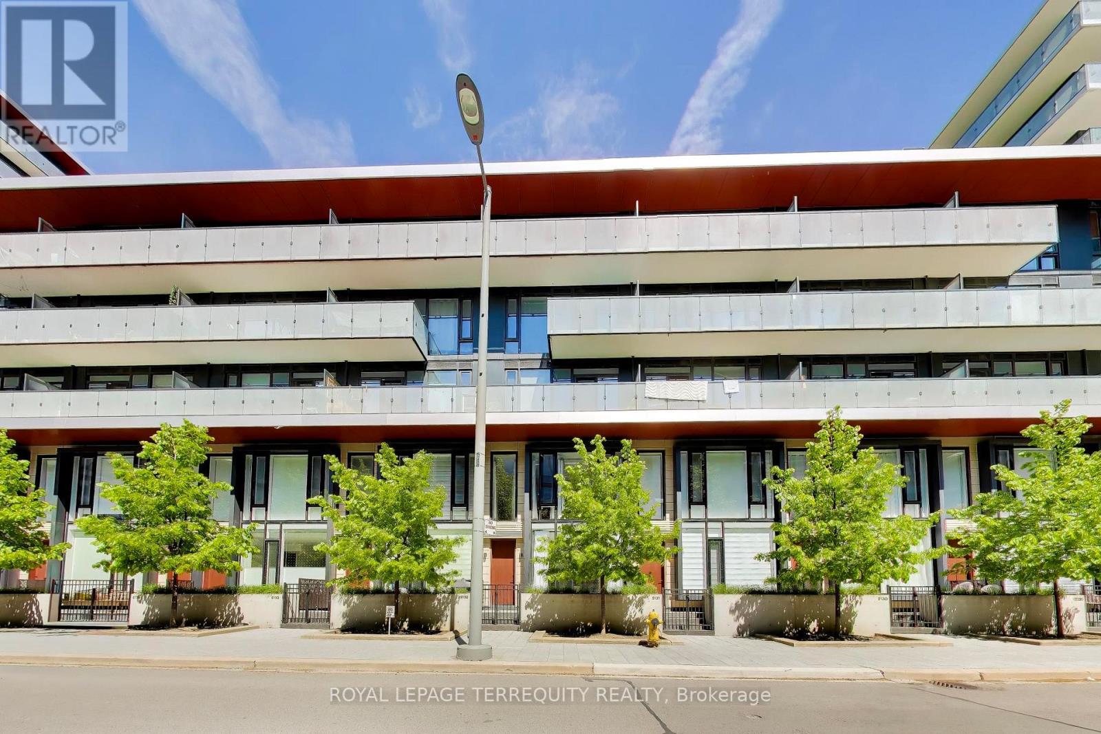 Townhouse at S132 - 180 MILL STREET, Toronto