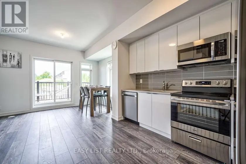 Townhouse at 27 SPRUCE PINES CRESCENT, Toronto