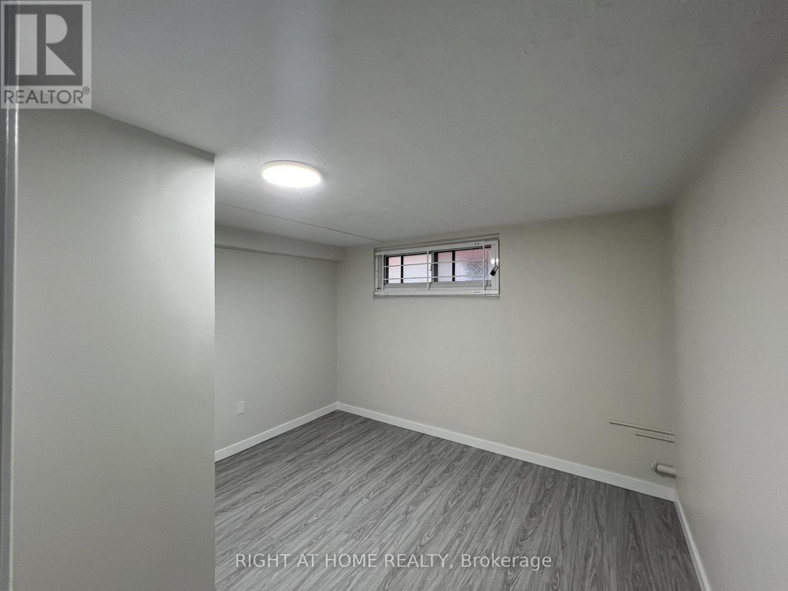 Detached at 9 DEWLANE DRIVE, Toronto (Newtonbrook West)