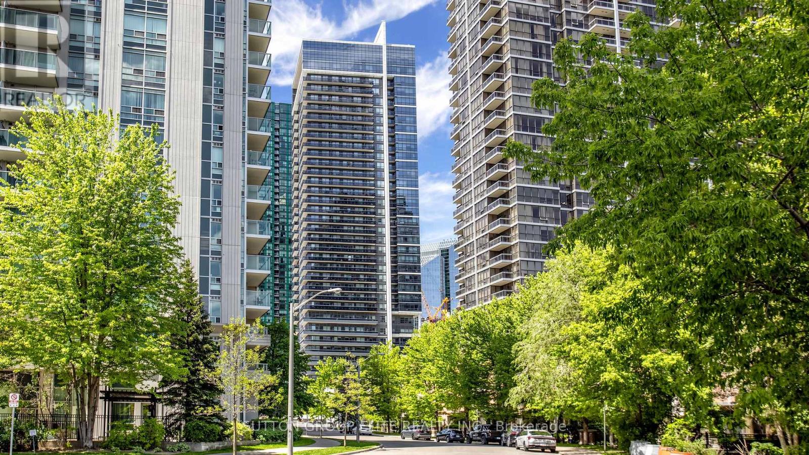Apartment at 309 - 2 ANNDALE DRIVE, Toronto (Willowdale East)