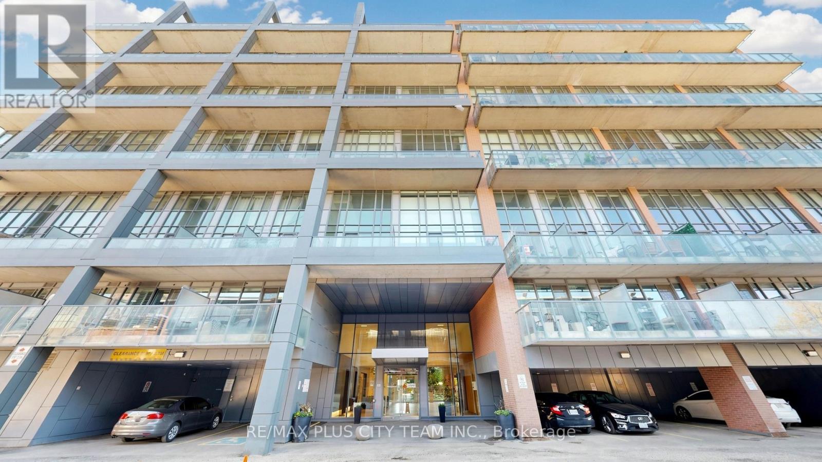 Apartment at 434 - 5 HANNA AVENUE, Toronto (Niagara)