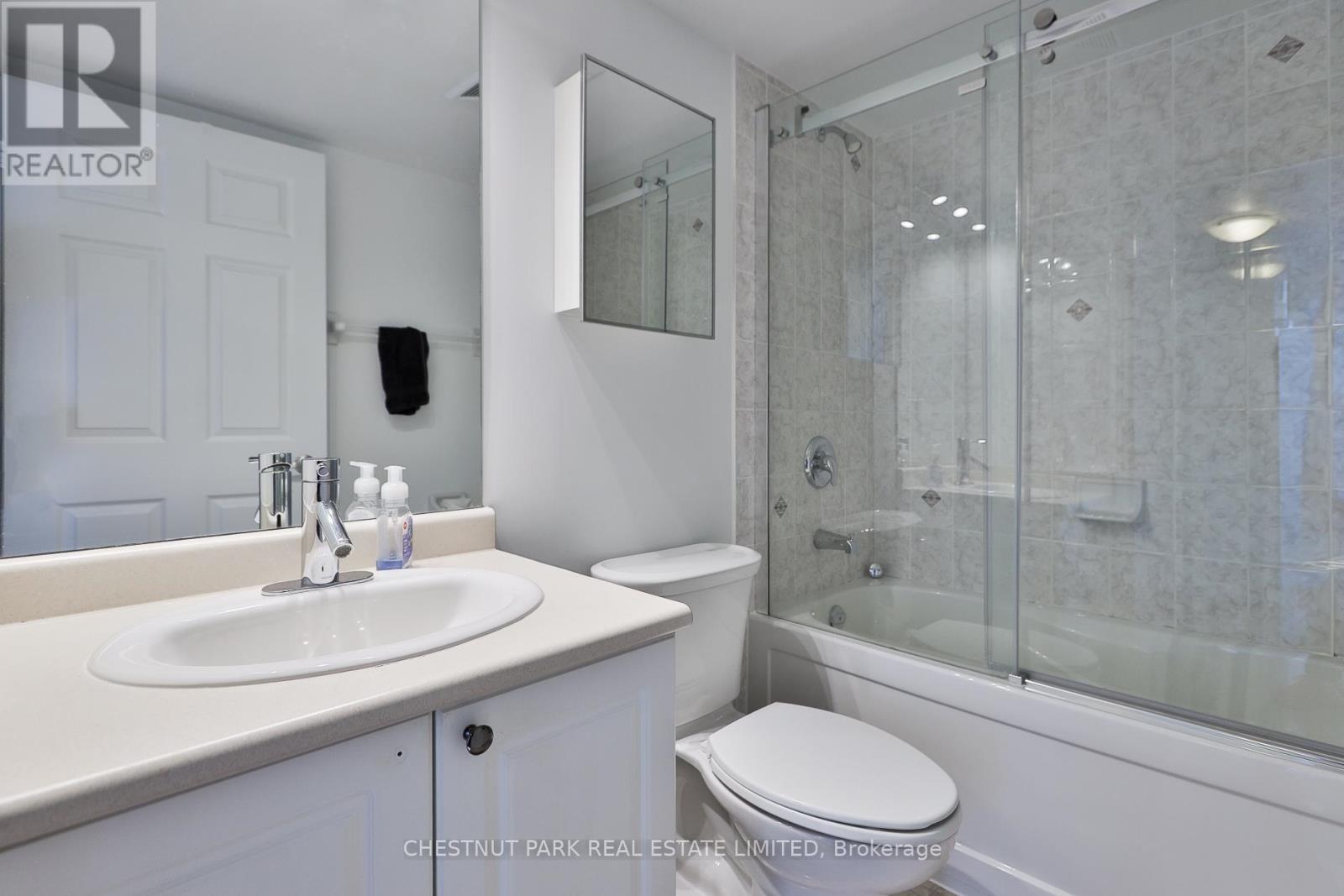 Apartment at 720 - 35 HOLLYWOOD AVENUE, Toronto