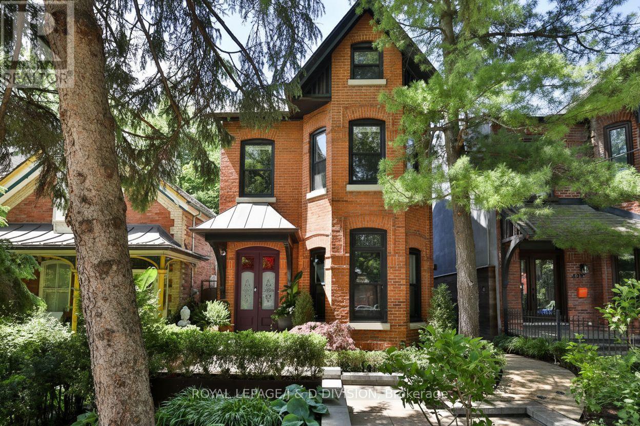 Detached at 426 ONTARIO STREET, Toronto