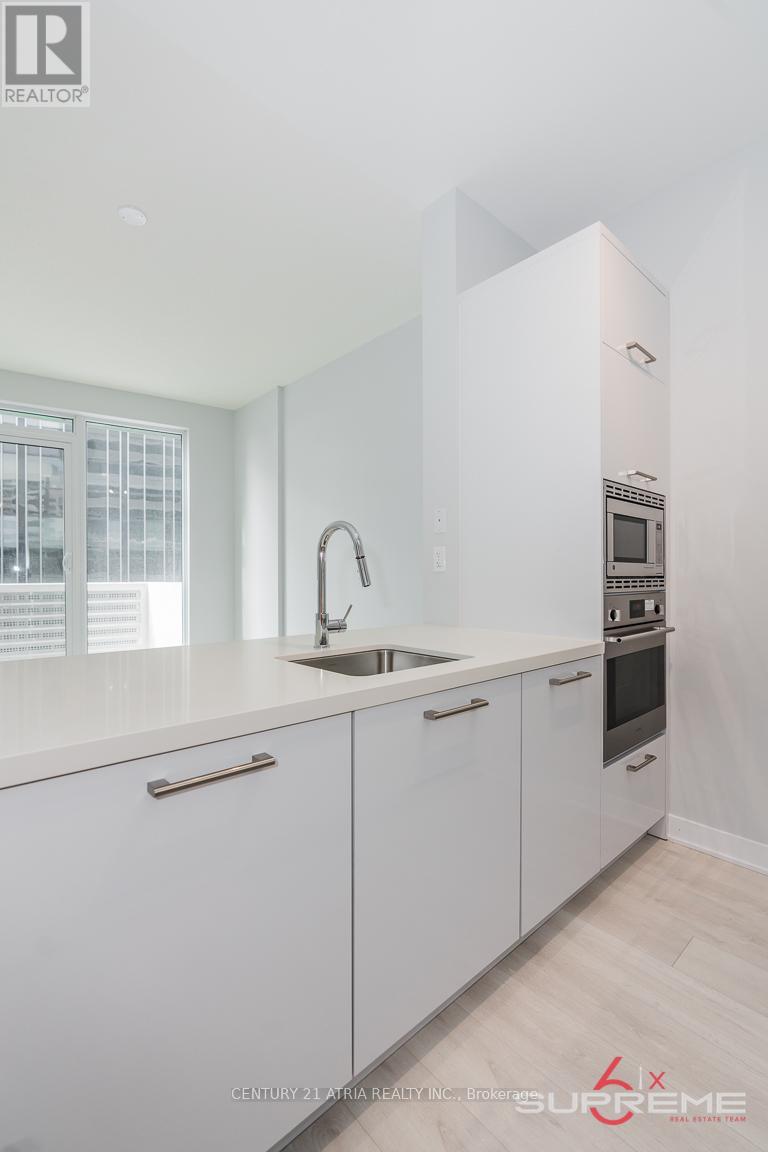 Apartment at 611 - 2221 YONGE STREET, Toronto